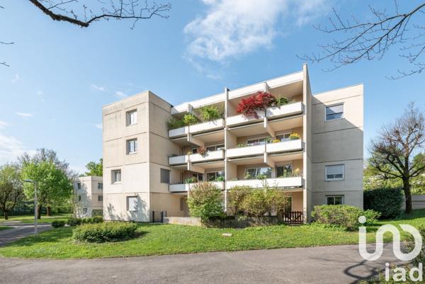 Appartement 4 pièces de 78 m² à Meylan (38240)
