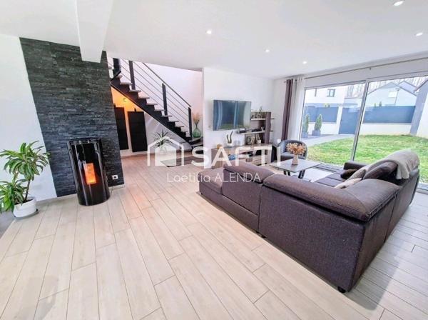 Maison individuelle de 155m2 avec prestations de qualité, double garage et jacuzzi