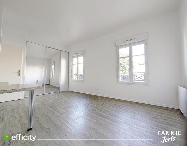 Appartement
         1 pièce
        - 27 m² Exclusivité 140 000 € *