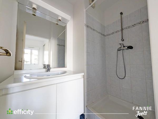 Appartement
         1 pièce
        - 27 m² Exclusivité 140 000 € *