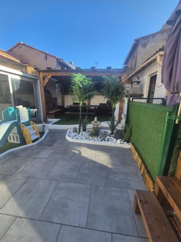 Port-de-Bouc (13110) Charmante maison de village rénovée de 90 m² avec jardin