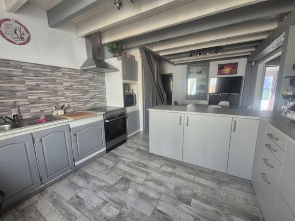 Port-de-Bouc (13110) Charmante maison de village rénovée de 90 m² avec jardin