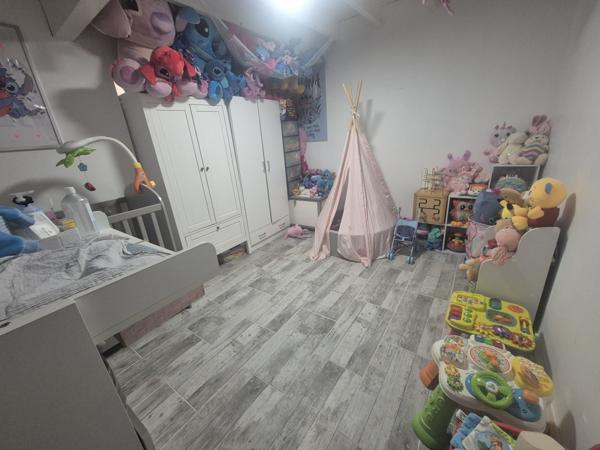 Port-de-Bouc (13110) Charmante maison de village rénovée de 90 m² avec jardin