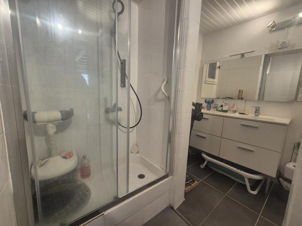 Port-de-Bouc (13110) Charmante maison de village rénovée de 90 m² avec jardin