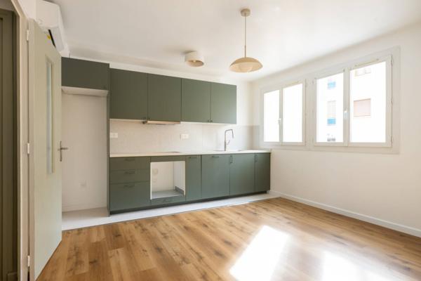Appartement à louer 3 pièces de 48 m²