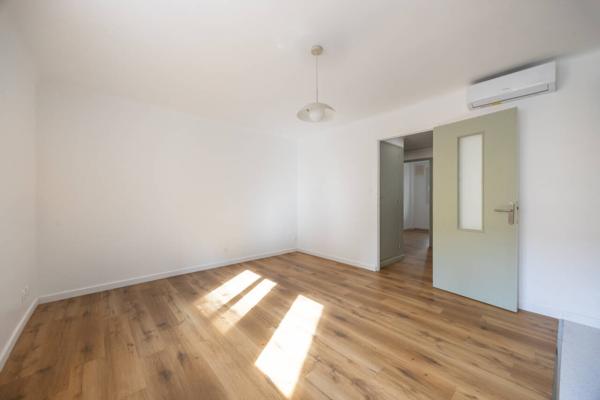 Appartement à louer 3 pièces de 48 m²