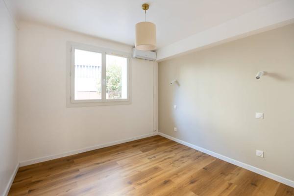 Appartement à louer 3 pièces de 48 m²