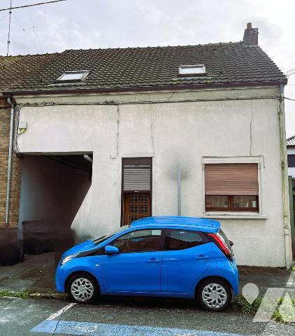 MAISON 1 MITOYENNETE A RENOVER