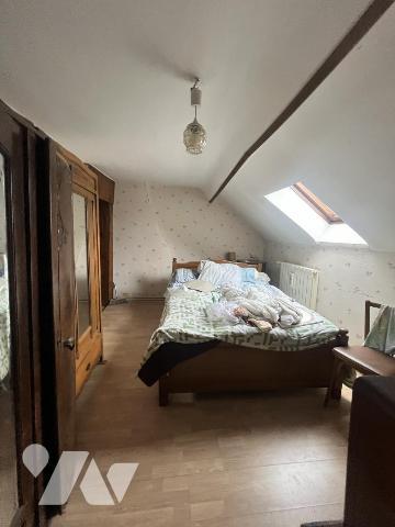 MAISON 1 MITOYENNETE A RENOVER