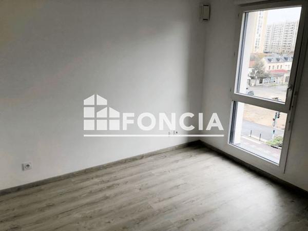 Location Appartement 3 pièces 57.6 m² - 5 RUE ADRIENNE BOLLAND Le Petit-quevilly 76140