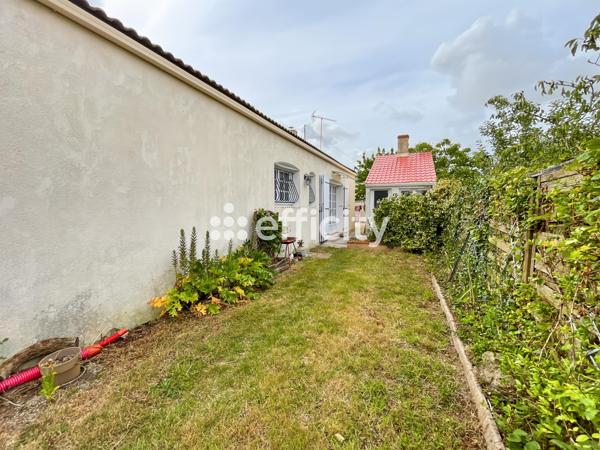 Maison
         5 pièces
        - 129 m² 254 000 € *
