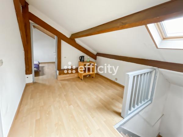 Maison
         5 pièces
        - 129 m² 254 000 € *