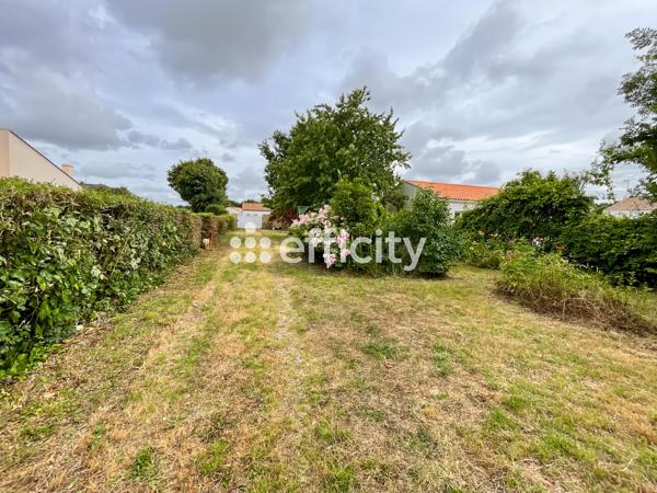 Maison
         5 pièces
        - 129 m² 254 000 € *