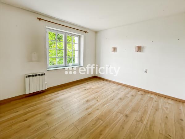 Maison
         5 pièces
        - 129 m² 254 000 € *