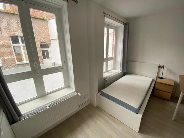 A LOUER : T1 à LILLE • rue Pharaon de Winter, Vieux-Lille • 575 € CC • Réf. 753-001