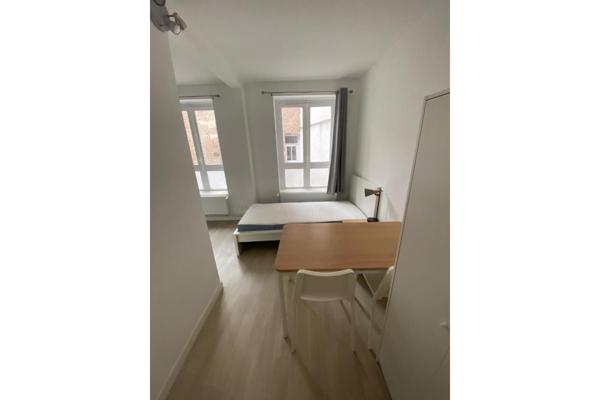 A LOUER : T1 à LILLE • rue Pharaon de Winter, Vieux-Lille • 575 € CC • Réf. 753-001