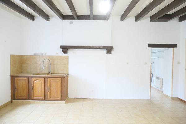 Maison de 83 m² à Mont Saint Jean - 2 chambres