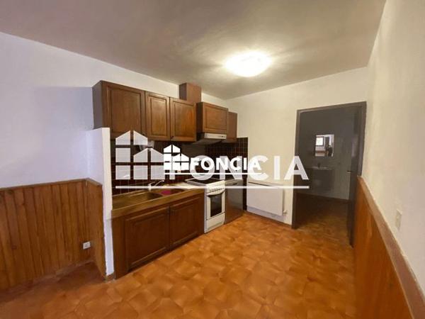 Location Maison 4 pièces 102.6 m² - 9 RUE DE LA PLACETTE Villeneuve 04180