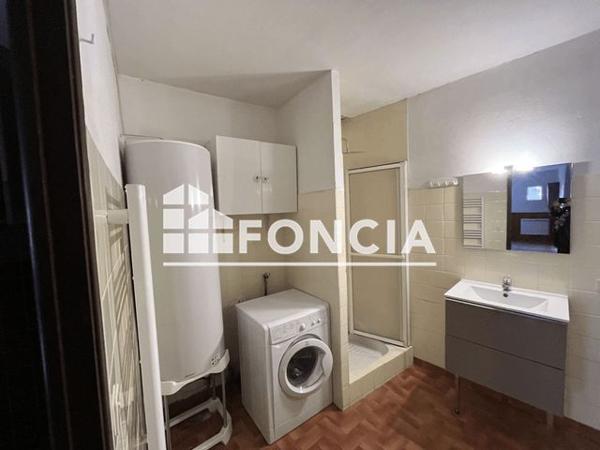 Location Maison 4 pièces 102.6 m² - 9 RUE DE LA PLACETTE Villeneuve 04180