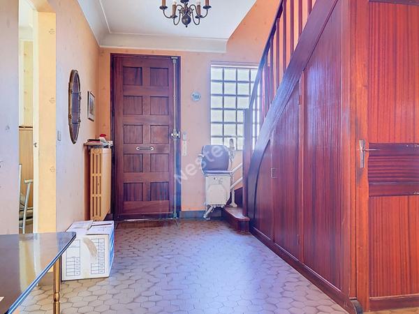 LONGCHAMP,GAUDINIERE, Vaste maison 5 chambres , jardin SO ,Garage