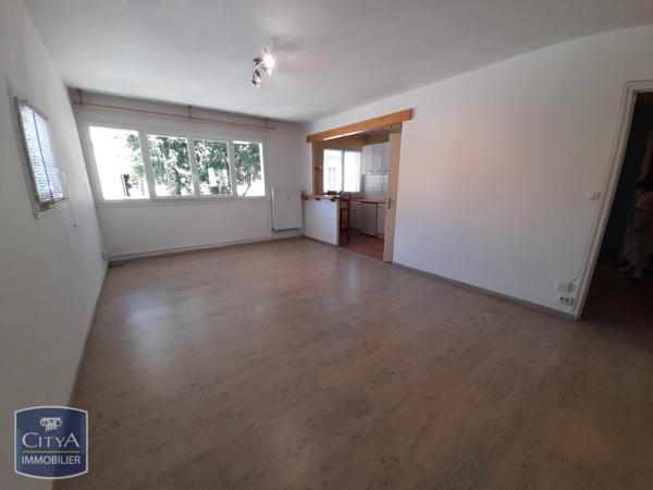 Appartement à louer 2 pièces 59.45m²