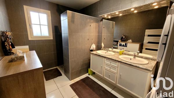 Maison à vendre 5 pièces 136 m² L'Île-d'Elle