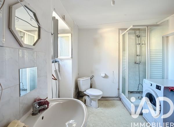 Immeuble à vendre 144 m² Guérigny