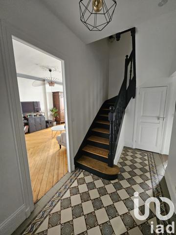 Maison à vendre 7 pièces 139 m² Mont-Saint-Aignan