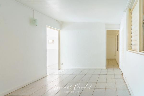 Maison à vendre 3 pièces BAIE MAHAULT (971)