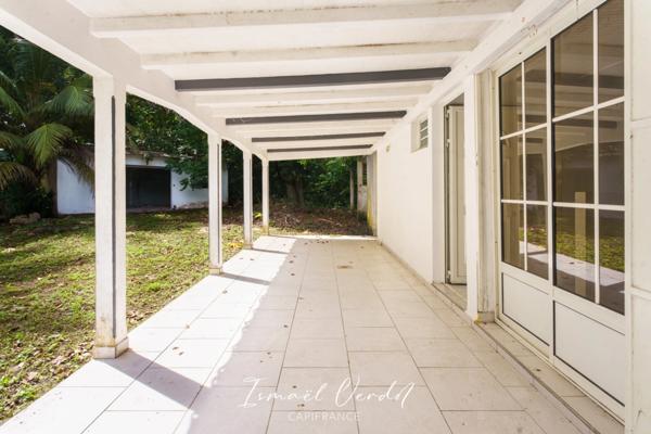 Maison à vendre 3 pièces BAIE MAHAULT (971)