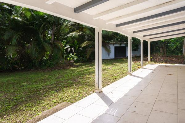 Maison à vendre 3 pièces BAIE MAHAULT (971)