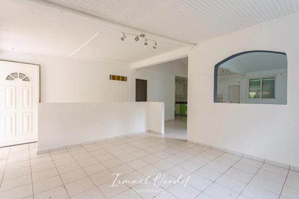 Maison à vendre 3 pièces BAIE MAHAULT (971)