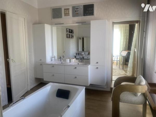 A 2 pas du centre-ville et de la gare de VIRE NORMANDIE 