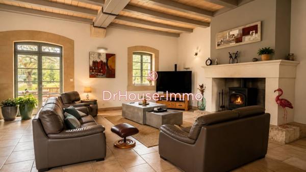 Maison à vendre 7 pièces de 300 m²