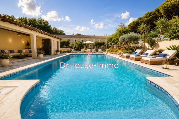 Maison à vendre 7 pièces de 300 m²