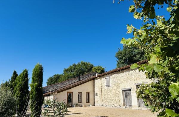 Maison à vendre |  Bertric-Burée |  5 pièces | 224 m²