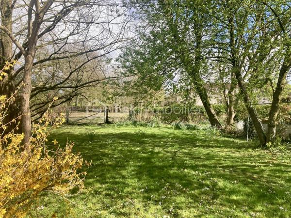 Terrain de 1 772 m²