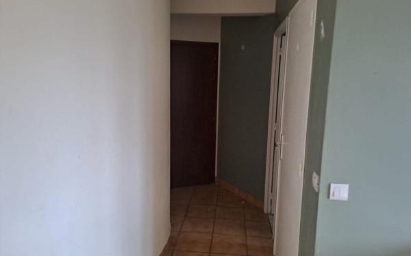 Appartement à vendre    1 pièce • 25,44 m2 Les Mureaux