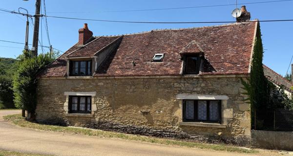 Maison d'habitation 5 pièces et garage