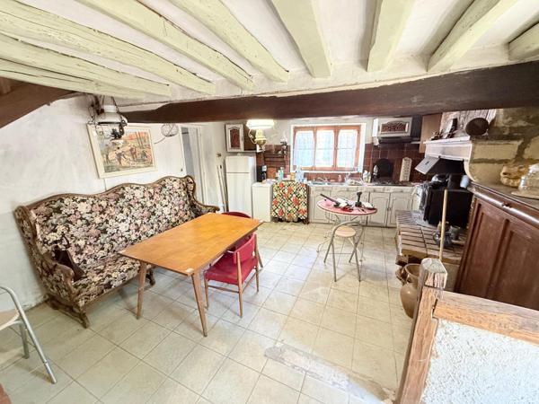 Maison d'habitation 5 pièces et garage