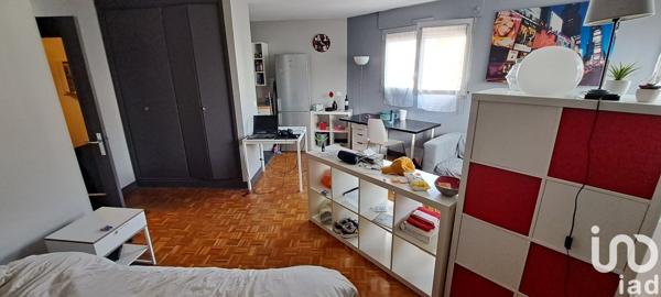 Appartement 1 pièce de 34 m² à Cergy (95000)