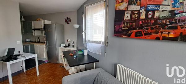 Appartement 1 pièce de 34 m² à Cergy (95000)