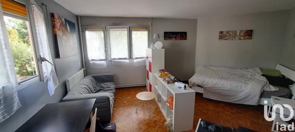 Appartement 1 pièce de 34 m² à Cergy (95000)