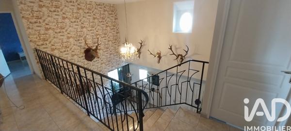 Maison à vendre 8 pièces 223 m² Harcy