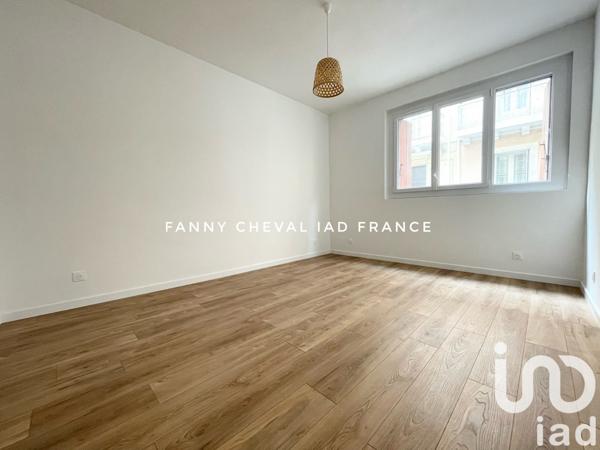 Appartement 4 pièces de 80 m² à Toulon (83000)