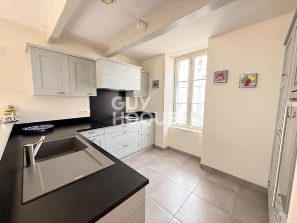 Maison 5 pièces à vendre à La Flotte, secteur Port, plein sud