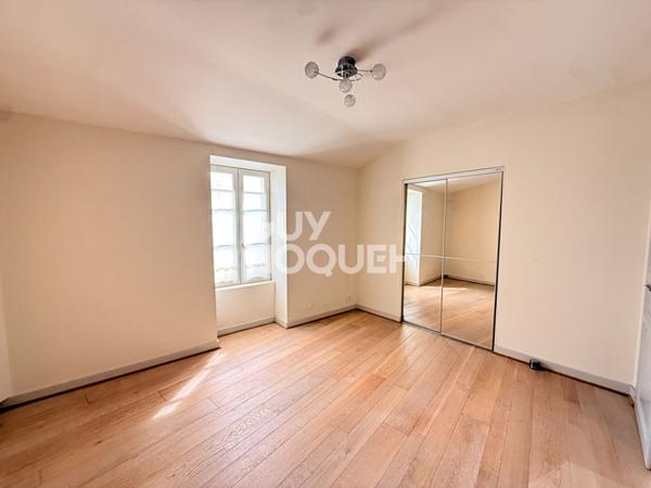 Maison 5 pièces à vendre à La Flotte, secteur Port, plein sud