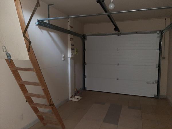 MAISON DE PLAIN PIEDS DANS LOTISSEMENT PRISÉ
