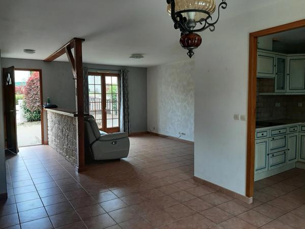 MAISON DE PLAIN PIEDS DANS LOTISSEMENT PRISÉ