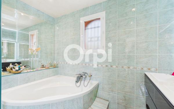 Maison à vendre    6 pièces • 142,84 m2 Pégomas